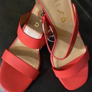 Unisa Women’s Slip On Heel Sandals Size: 8.